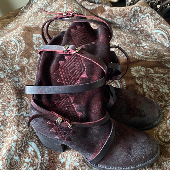 Freebird by Steven Colin 8 - Picture 1 of 5